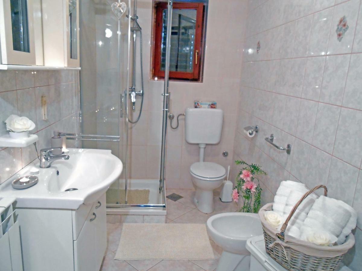 Apartman Mirela Rovinj Exteriör bild